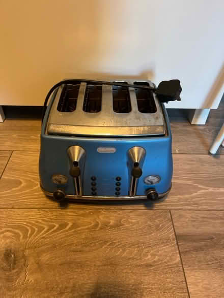 Photo of free 4 slice blue toaster (Preston PR1) #1