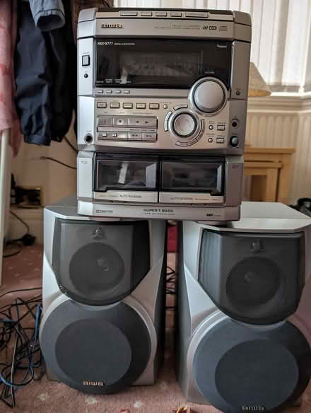 Photo of free Aiwa 3CD Music Centre And Speakers (Ryton NE40) #1