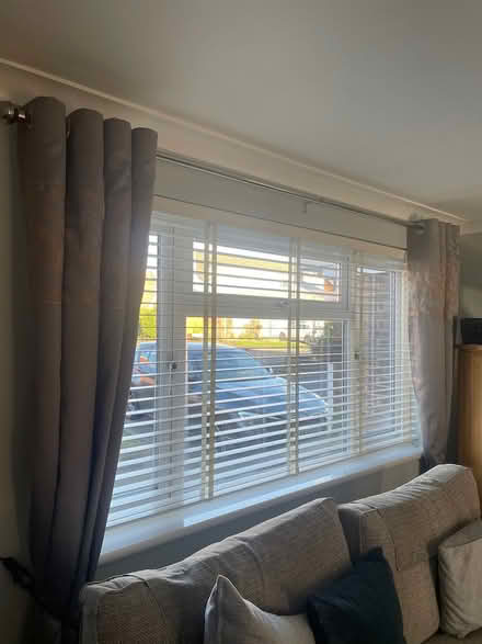 Photo of free Venetian blind (SN3 coleview) #1