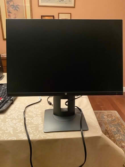 Photo of free HP Monitor (Norbeck and Layhill Roads) #1