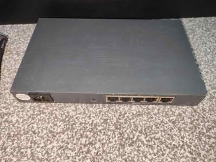 Photo of free TP-Link Load Balancing Router (Central Watford WD18) #2