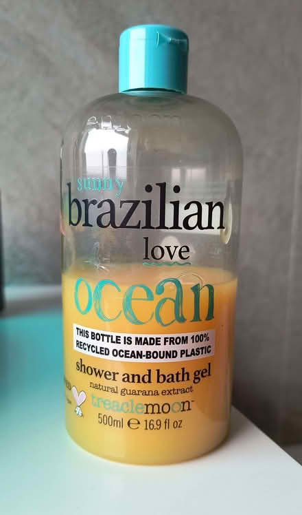 Photo of free half bottle of shower gel. (Disley SK12) #1