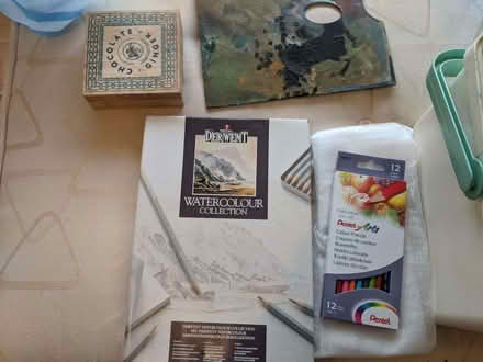 Photo of free Various pencils and watercolour paints (Chipping Sodbury BS37) #2