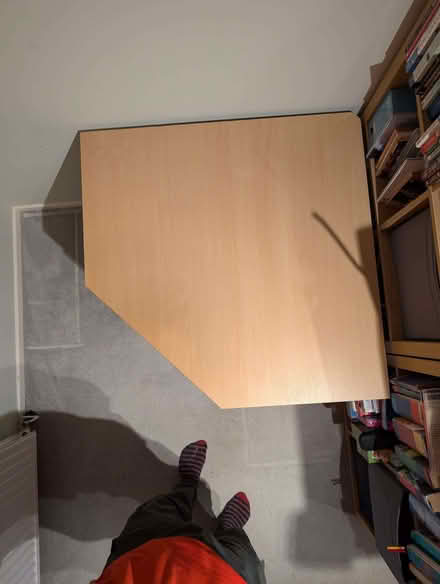 Photo of free Corner desk (Ladygrove OX11) #1