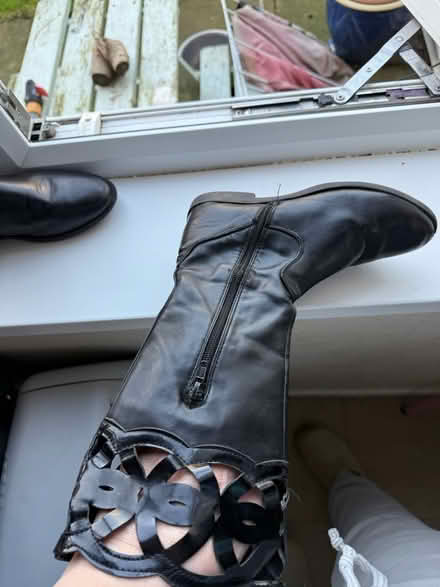 Photo of free Girls knee high boots 1.5 (33) (BH8 Bournemouth) #3