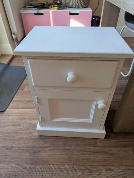 Photo of free Small white bedside table (Leigh-on-Sea SS9) #1