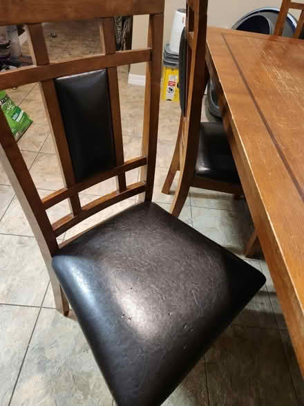 Photo of free Table and two Chairs (Historic Downtown Crestview) #4