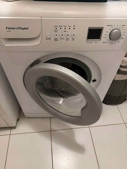 Photo of free Fisher&Paykel 6kg Washing Machine (Kew) #1