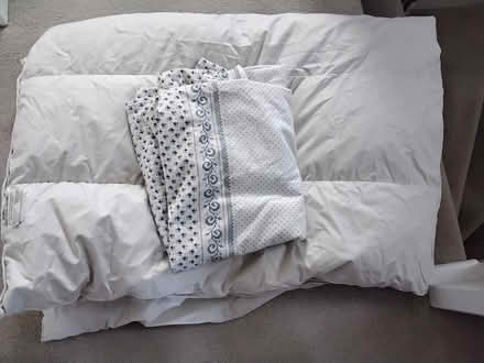 Photo of free Single duvet and duvet cover (Gyle EH12) #2