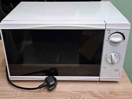 Photo of free Microwave (Portsmouth PO2) #1