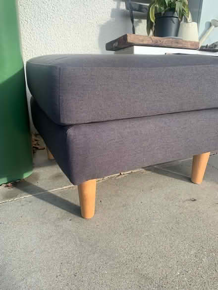 Photo of free Pouffe (Bracknell Forest RG42) #1