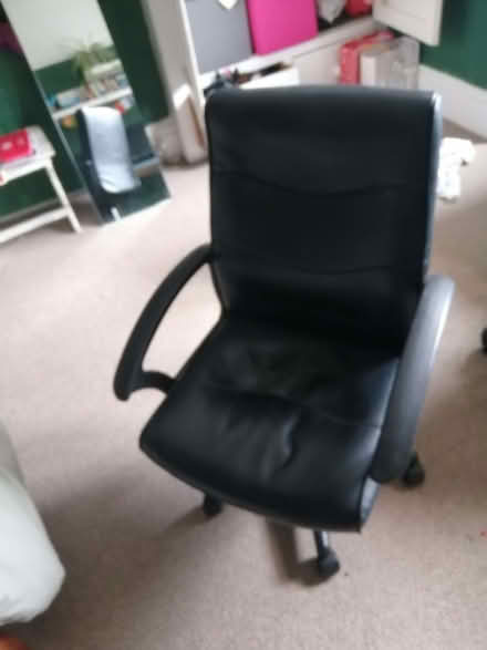 Photo of free Black Swivel chair, gaming? (Grange CH48) #1