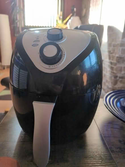 Photo of free Air fryer (Blackness DD1) #1