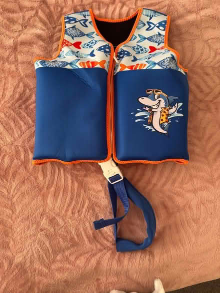 Photo of free 3 kids swimming vests (SE6) #4