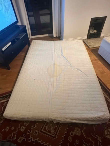 Photo of free Double mattress (SE16) #1