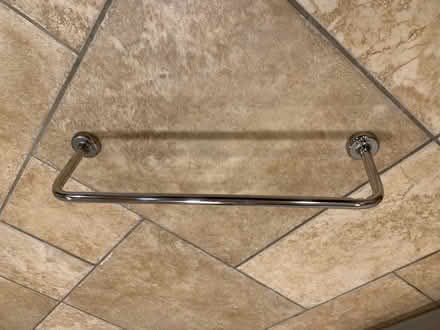 Photo of free Towel rail (Starkholmes DE4) #1