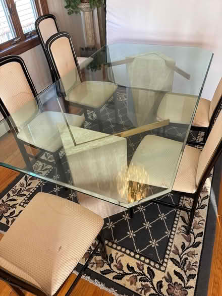 Photo of free Glass dinning room table (Eltingville . Staten Island) #2