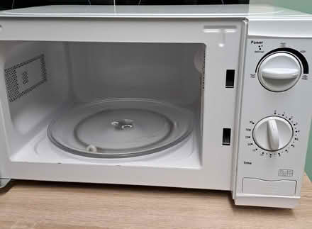 Photo of free Microwave (Portsmouth PO2) #2