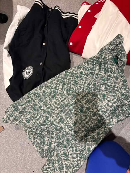 Photo of free Box of women clothes (Ladbroke Grove W10) #2