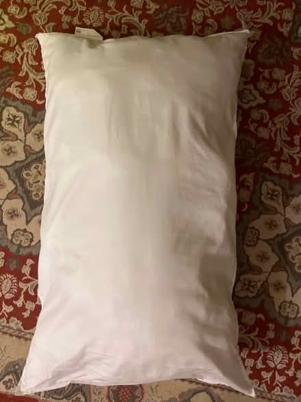 Photo of free Times pillow - almost new (Cambridge) #1