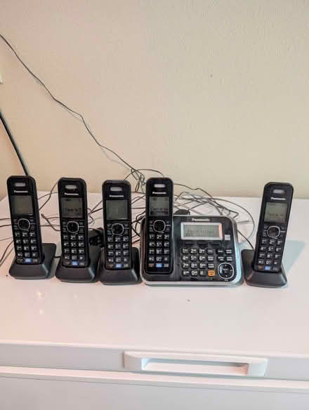 Photo of free landline phone set (ferndale) #1