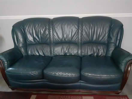 Photo of free leather 3 piece suite (Se94eu) #3