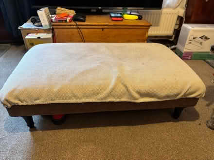 Photo of free DFS banquette/long stool (Burwell CB25) #1