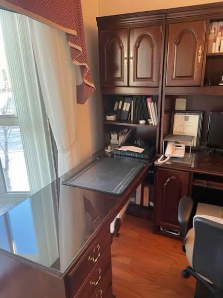 Photo of free Executive style desk (Leisure World) #1