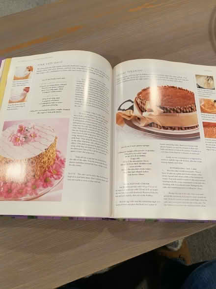 Photo of free Cake Decorating Guide (Lindenhurst south of Hoffman) #2