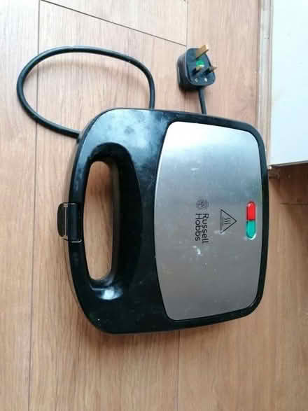 Photo of free Russell Hobbs 3 in 1 toastie maker (Emscote CV32) #1