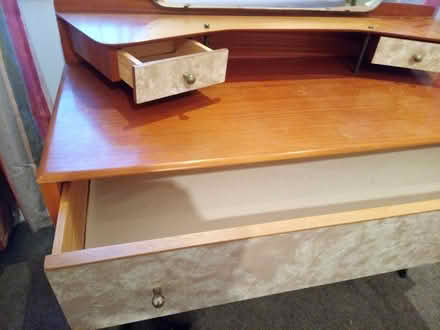 Photo of free Dressing table (Kenilworth CV8) #2