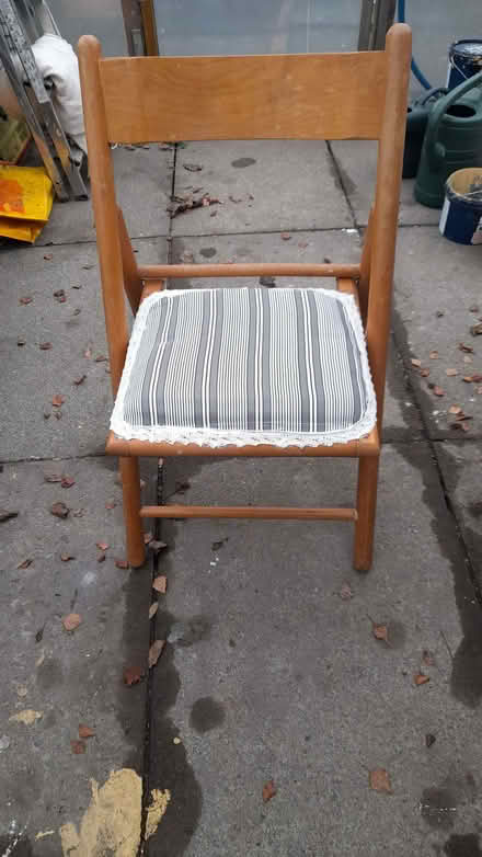 Photo of free Folding chair (Bridge of Allan FK9) #1