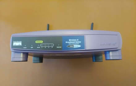 Photo of free Linksys 54Mbps 2.4 GHz wireless broadband router (GU51) #2