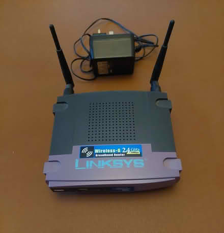 Photo of free Linksys 54Mbps 2.4 GHz wireless broadband router (GU51) #1