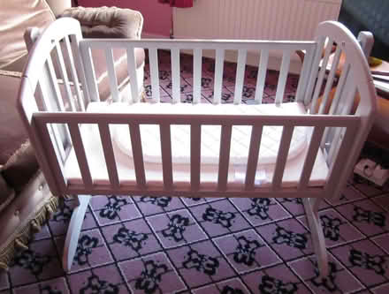 Photo of free SWINGING BABY CRIB An " OBABY SOPHIE" (Buttershaw HX3) #2