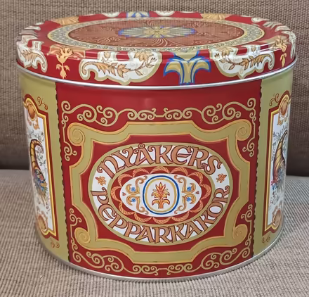 Photo of free 2 Empty biscuit tin (AB22) #1