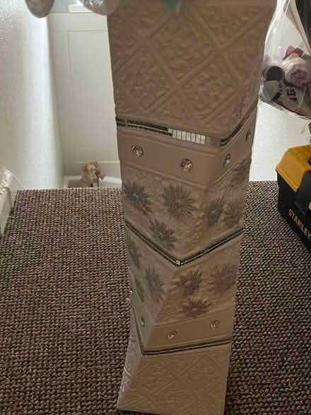 Photo of free Large Vase & flowers (Ashton in Makerfield WN4) #4