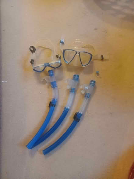 Photo of free 3 child snorkels 2 Masks one nose pinch (Bignall End ST7) #1