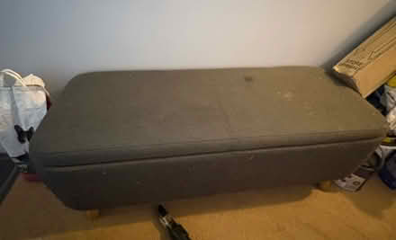 Photo of free Ottoman (NW6) #2