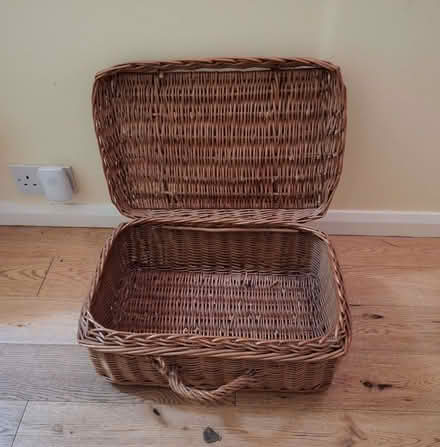 Photo of free Wicker picnic basket (Ulverley Green B92) #2