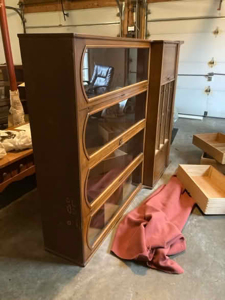 Photo of free China cabinet (Near Shady Grove metro) #3