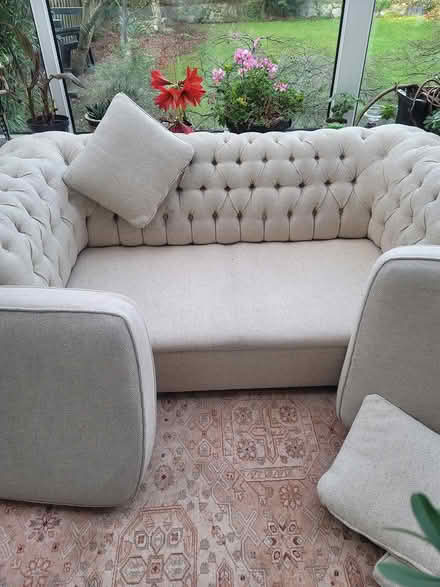 Photo of free White tweed chesterfield sofa (Dun Laoghaire) #1