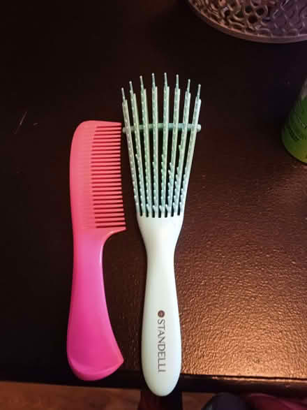 Photo of free Hair comb and brush (Caversham RG4) #1