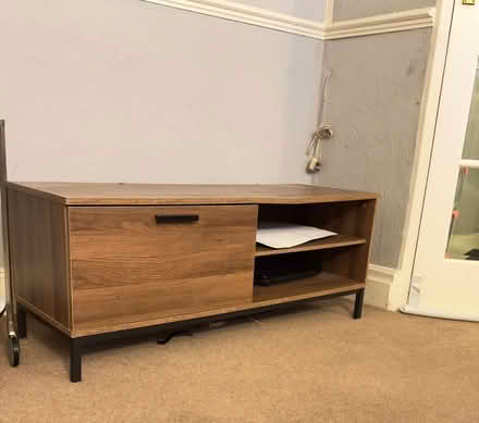 Photo of free Tv Stand (BD4) #1