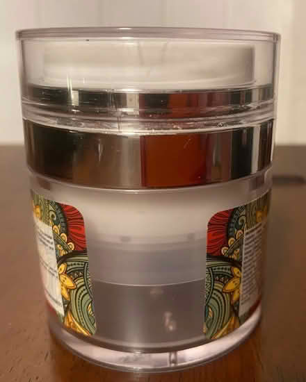 Photo of free face cream - 1/2 left (midtwn) #2