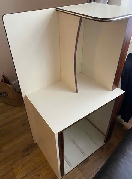 Photo of free Dressing table and drawers, ha2 (Ha2) #3