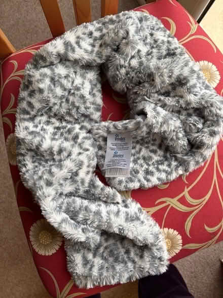 Photo of free Hot pad scarf (Halton LA2) #1