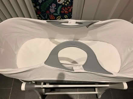 Photo of free Tommy Tippee Moses Basket (hertford_freegle CGA SG13) #2