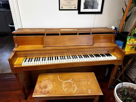 Photo of free Curb Alert Upright Piano (Washington Borough) #2