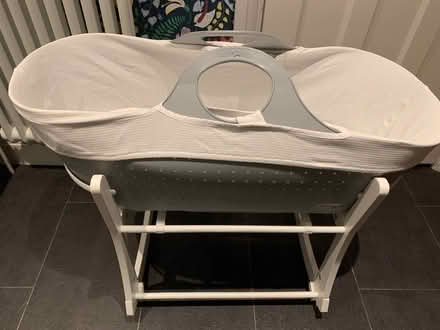 Photo of free Tommy Tippee Moses Basket (hertford_freegle CGA SG13) #1